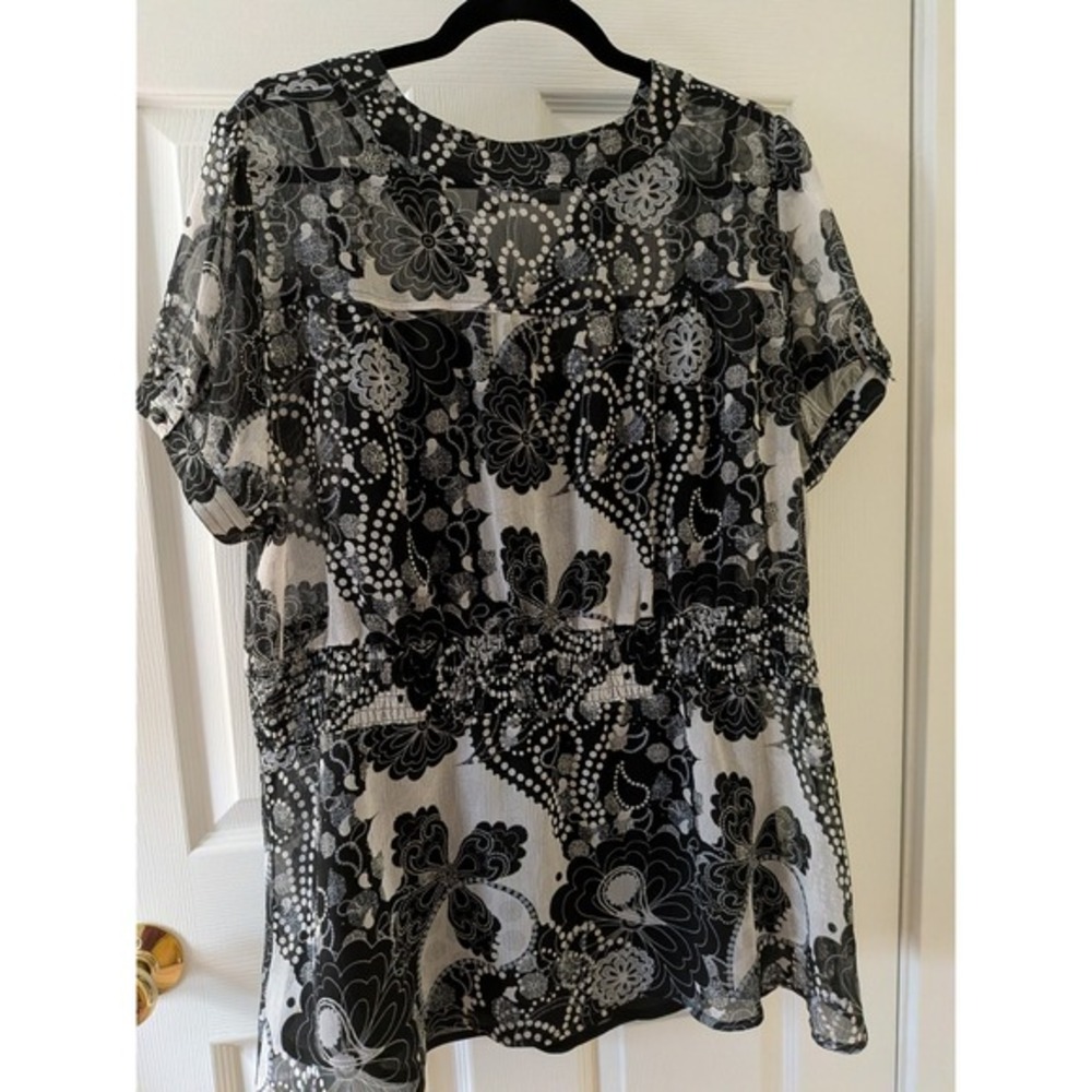 Apt‎ 9 Woman Black White Floral Paisley Smocked Waist V-Neck Blouse Plus Size 1X - Picture 4 of 10